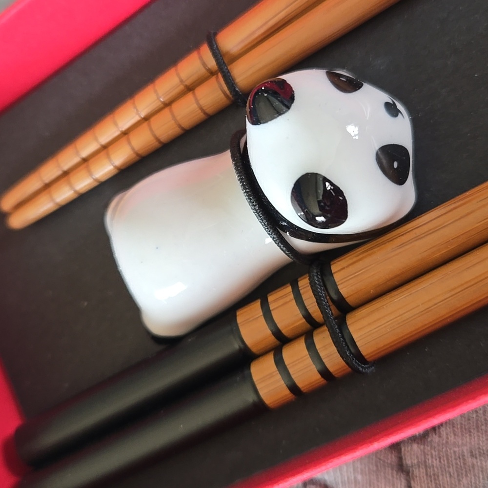 Panda Chopsticks Set with Holder - Picture 3 of 3